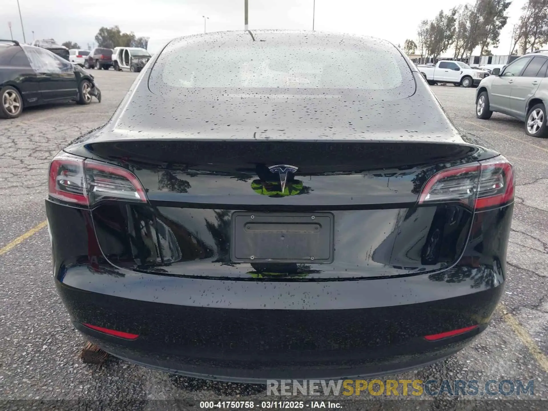 16 fotografías del automóvil dañado 5YJ3E1EA6PF421626 TESLA MODEL 3 2023