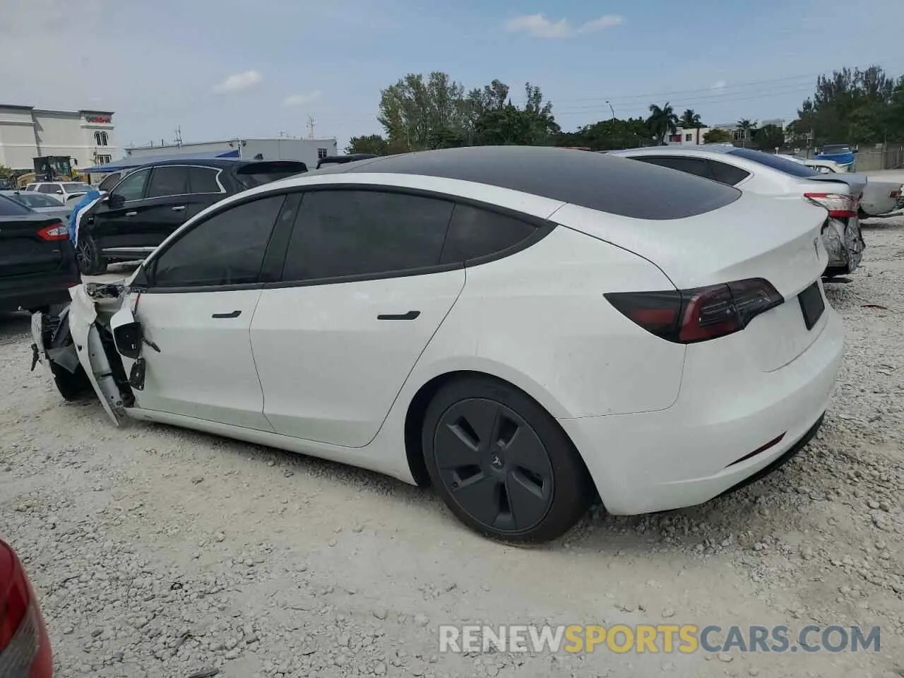 2 fotografías del automóvil dañado 5YJ3E1EA6PF429368 TESLA MODEL 3 2023