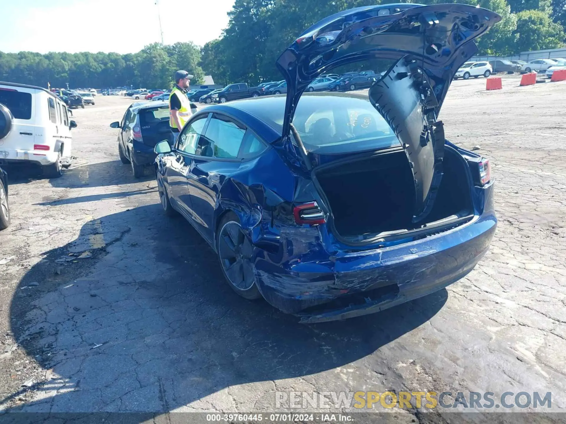 3 fotografías del automóvil dañado 5YJ3E1EA6PF436014 TESLA MODEL 3 2023