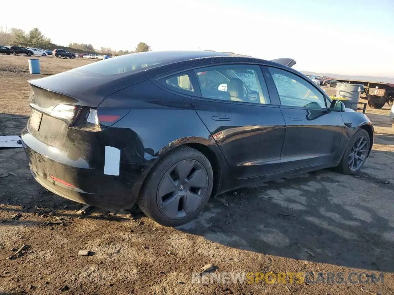 3 fotografías del automóvil dañado 5YJ3E1EA6PF437633 TESLA MODEL 3 2023