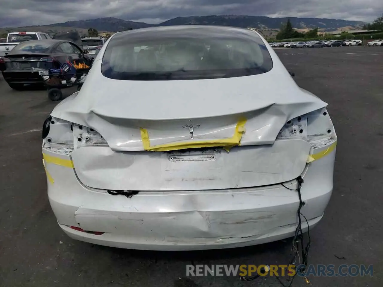 6 fotografías del automóvil dañado 5YJ3E1EA6PF451337 TESLA MODEL 3 2023