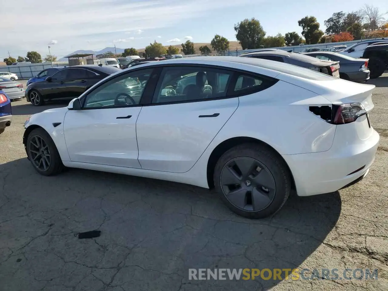 2 fotografías del automóvil dañado 5YJ3E1EA6PF452973 TESLA MODEL 3 2023