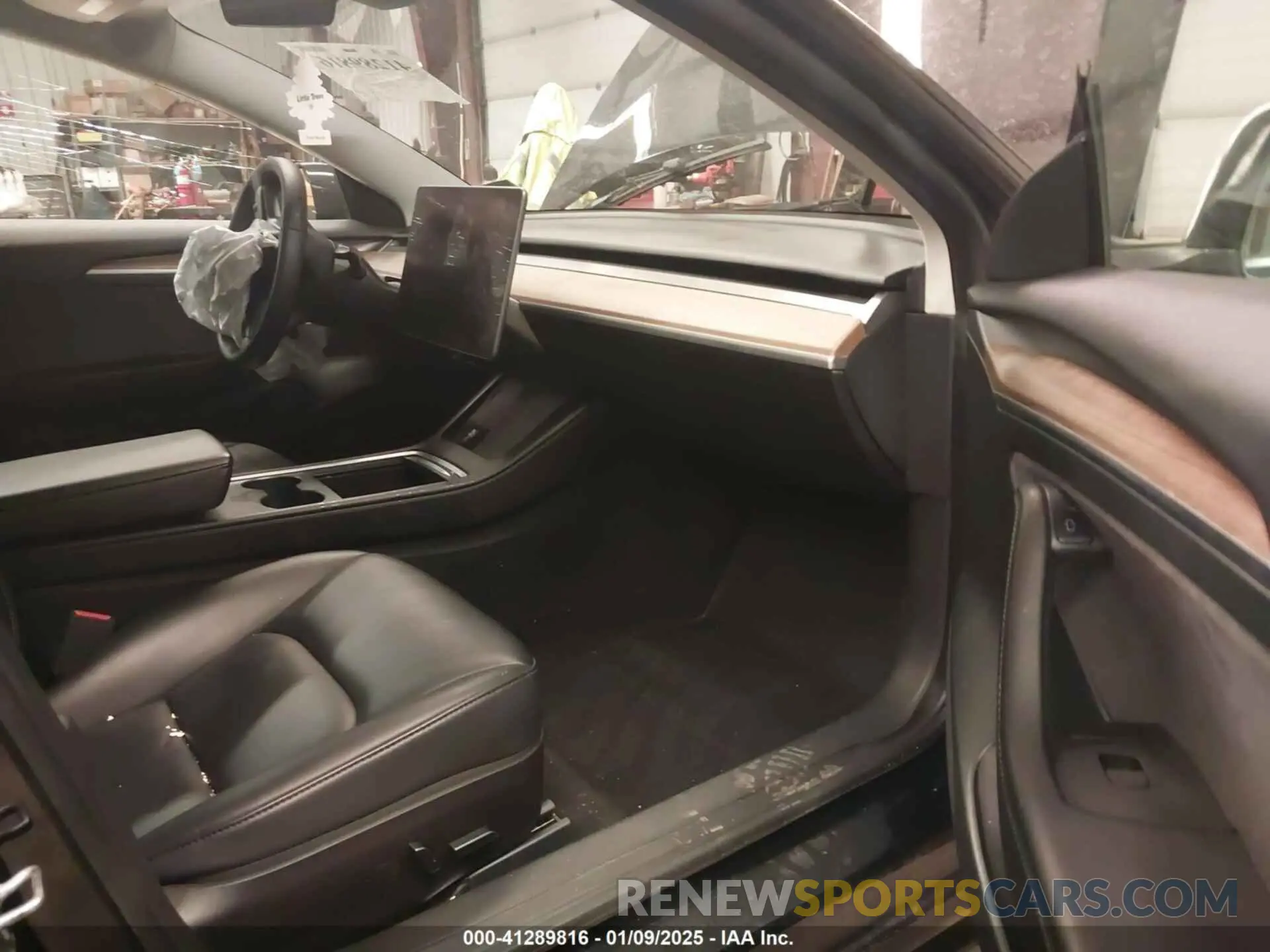 5 fotografías del automóvil dañado 5YJ3E1EA6PF486766 TESLA MODEL 3 2023