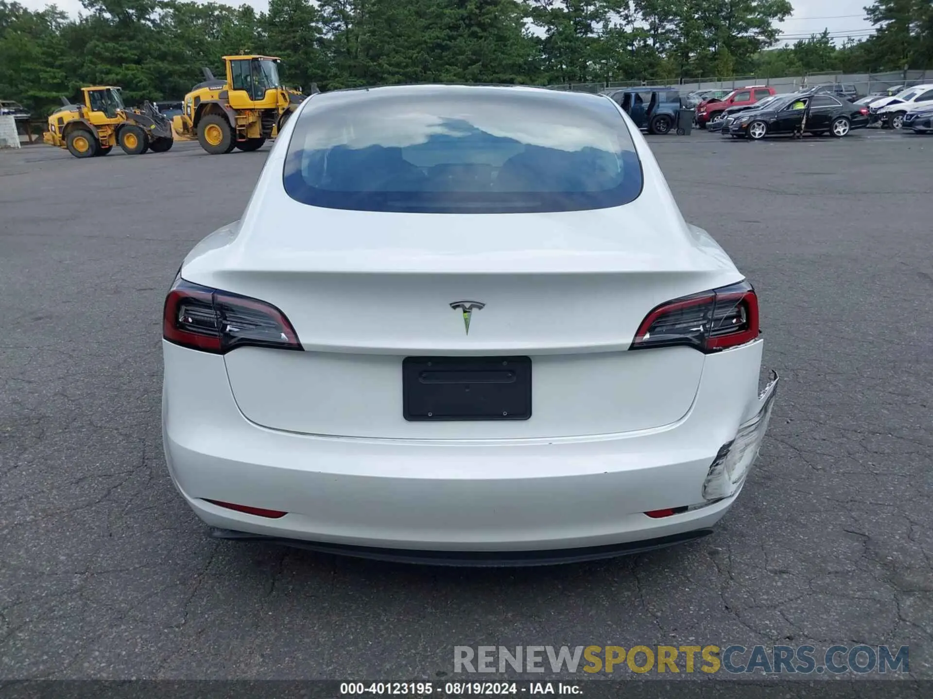 16 fotografías del automóvil dañado 5YJ3E1EA6PF509527 TESLA MODEL 3 2023