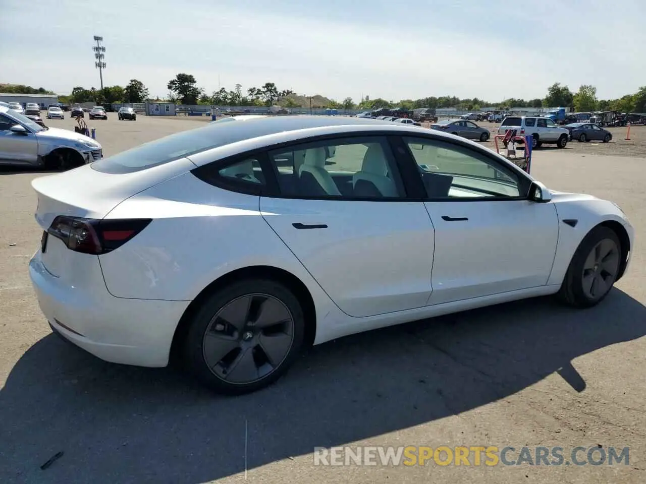 3 fotografías del automóvil dañado 5YJ3E1EA6PF540857 TESLA MODEL 3 2023