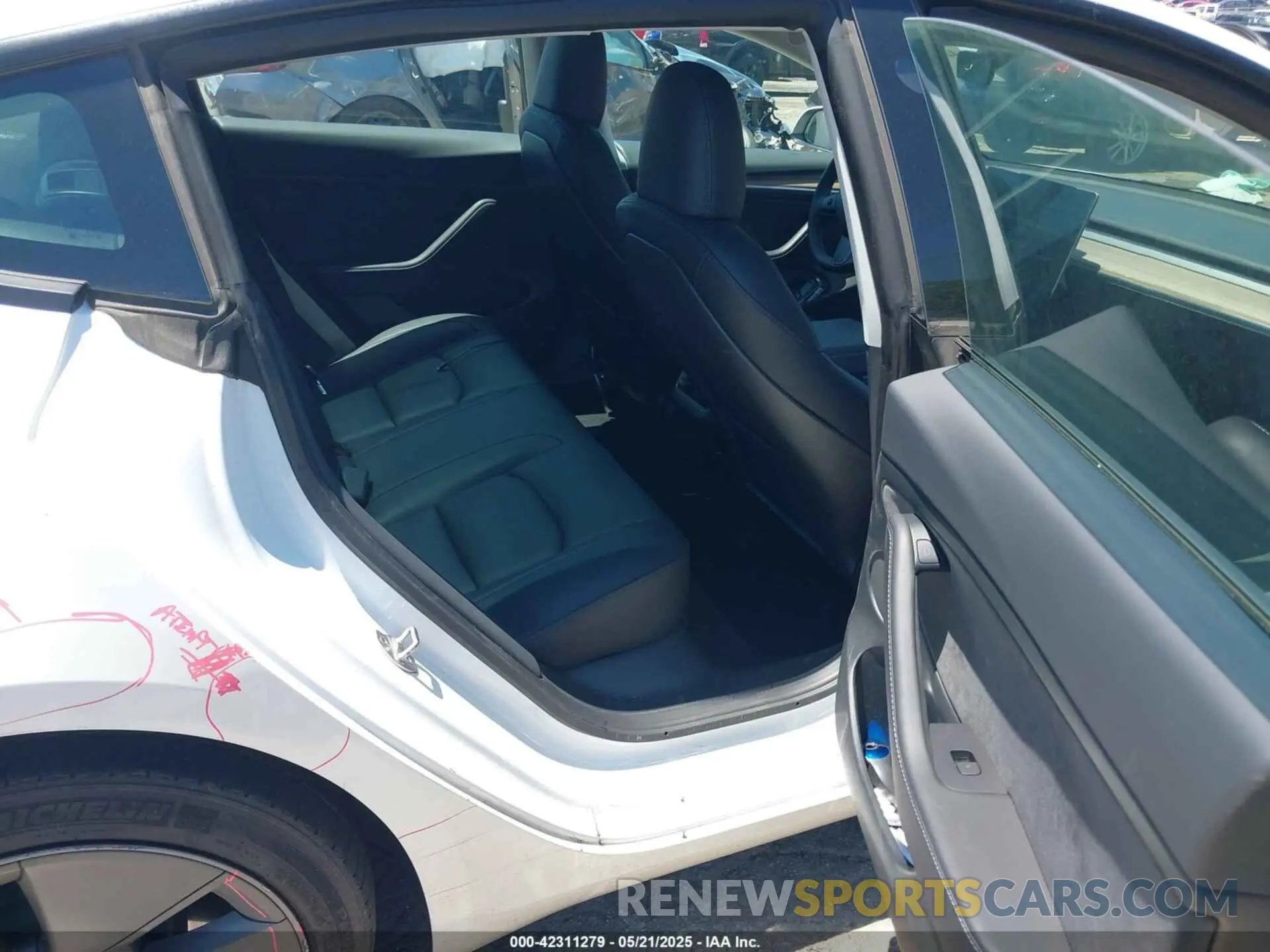 8 fotografías del automóvil dañado 5YJ3E1EA6PF550594 TESLA MODEL 3 2023