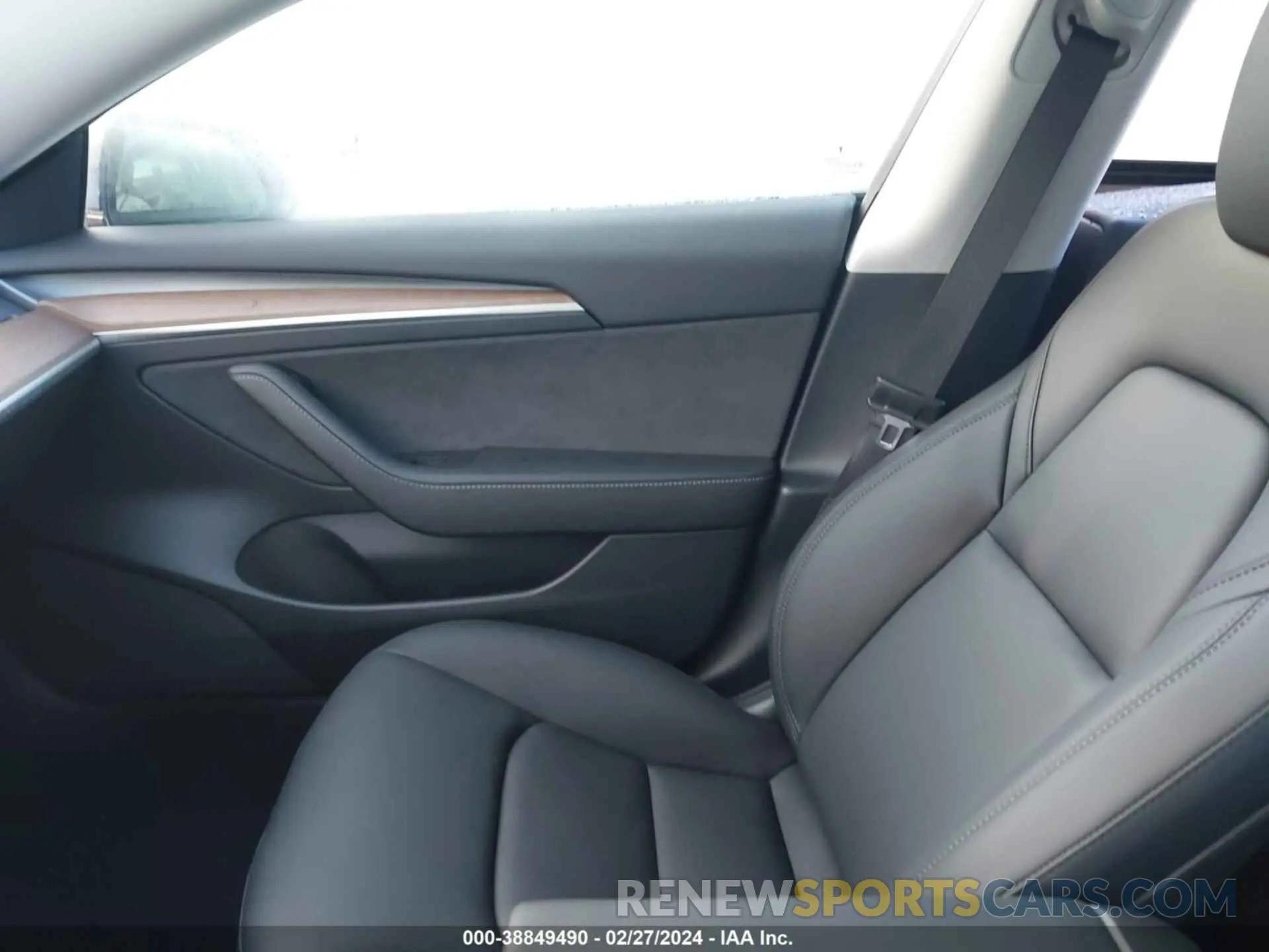 5 fotografías del automóvil dañado 5YJ3E1EA6PF557271 TESLA MODEL 3 2023