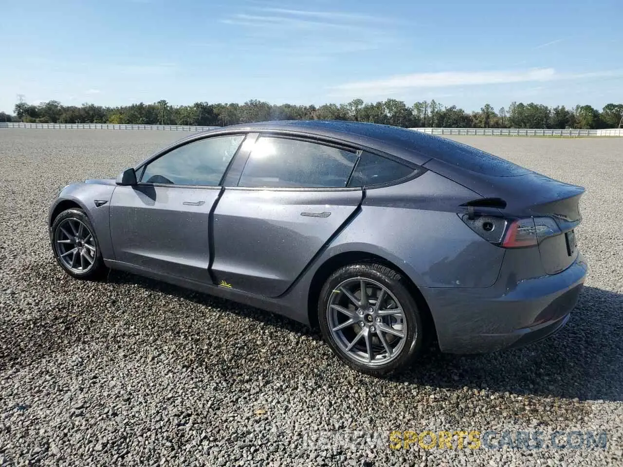 2 fotografías del automóvil dañado 5YJ3E1EA6PF571431 TESLA MODEL 3 2023