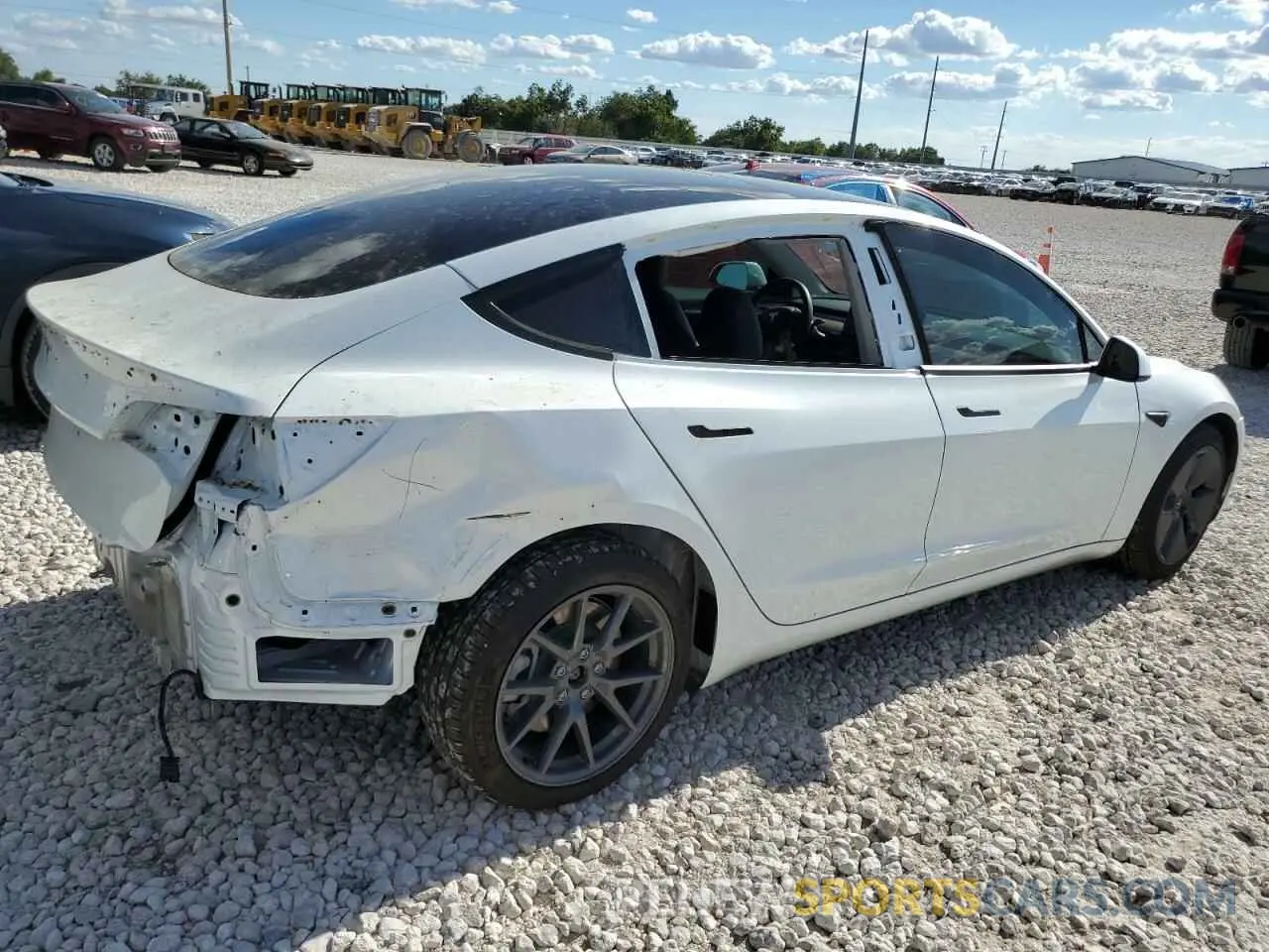 3 fotografías del automóvil dañado 5YJ3E1EA6PF601947 TESLA MODEL 3 2023