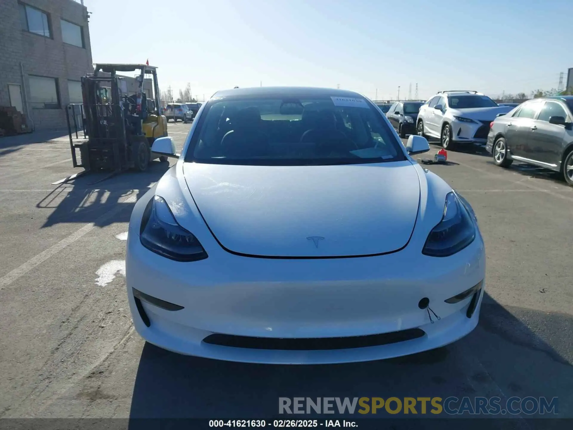 12 fotografías del automóvil dañado 5YJ3E1EA6PF606131 TESLA MODEL 3 2023