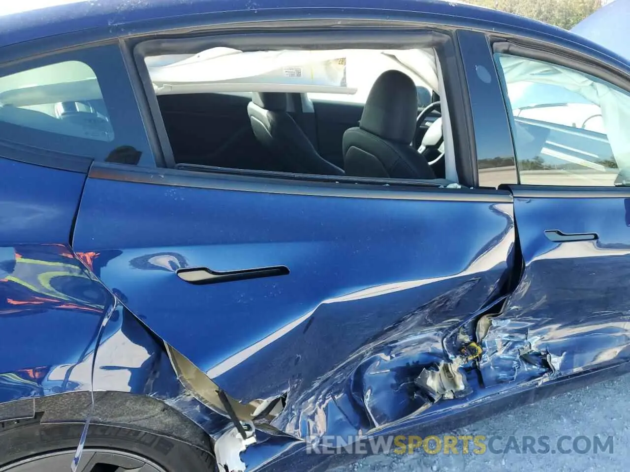 10 fotografías del automóvil dañado 5YJ3E1EA6PF674994 TESLA MODEL 3 2023