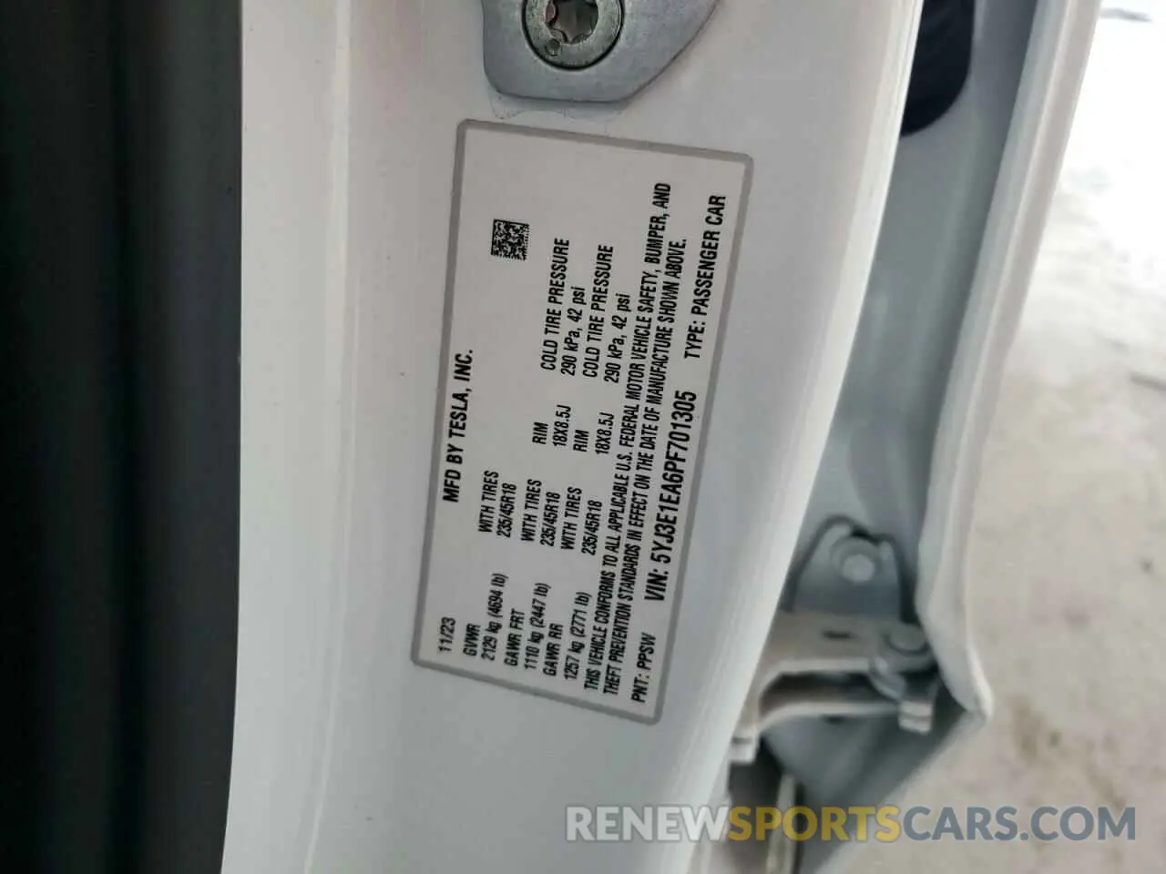 12 fotografías del automóvil dañado 5YJ3E1EA6PF701305 TESLA MODEL 3 2023