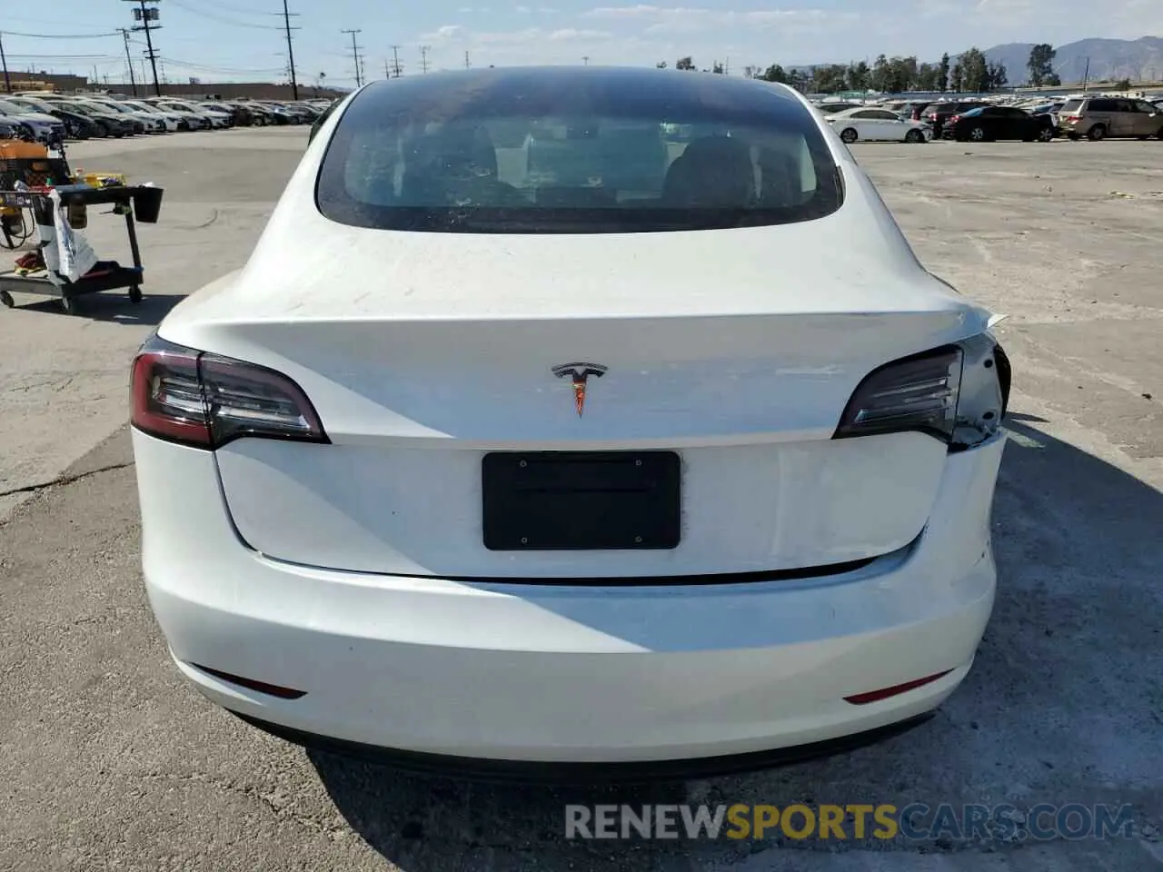 6 fotografías del automóvil dañado 5YJ3E1EA7PF397384 TESLA MODEL 3 2023