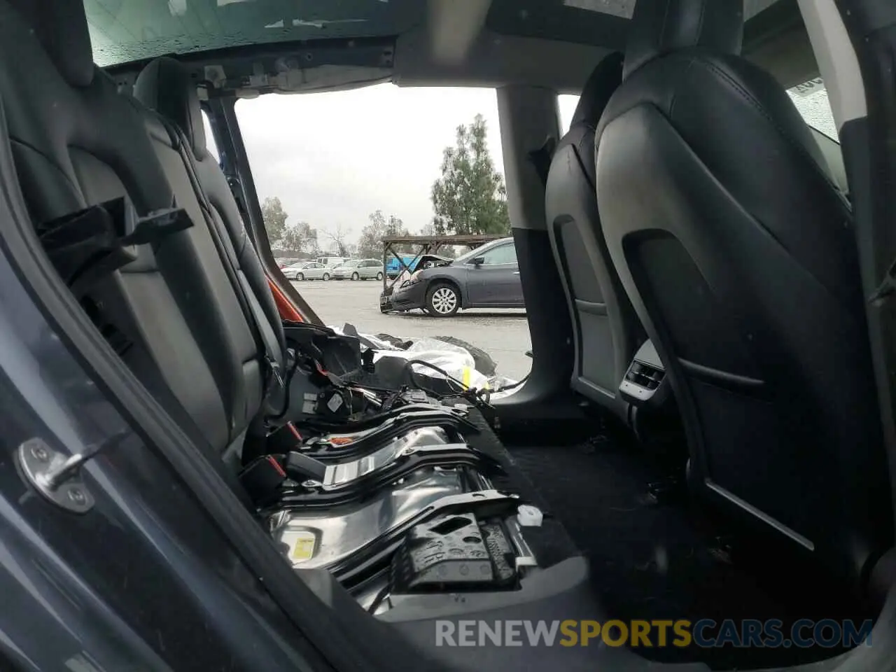 10 fotografías del automóvil dañado 5YJ3E1EA7PF400963 TESLA MODEL 3 2023