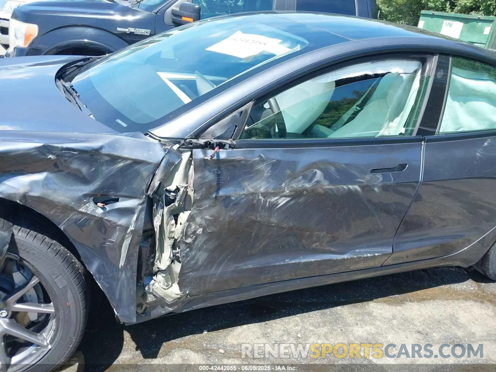 19 fotografías del automóvil dañado 5YJ3E1EA7PF413311 TESLA MODEL 3 2023