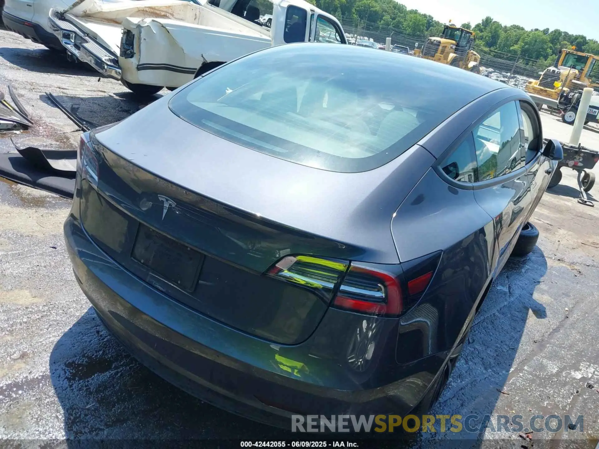 4 fotografías del automóvil dañado 5YJ3E1EA7PF413311 TESLA MODEL 3 2023