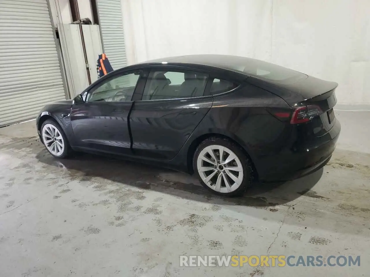 2 fotografías del automóvil dañado 5YJ3E1EA7PF430125 TESLA MODEL 3 2023