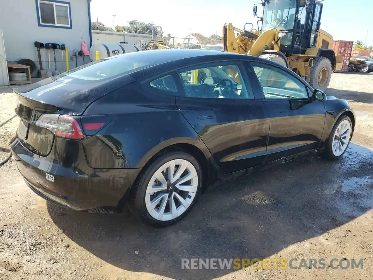 3 fotografías del automóvil dañado 5YJ3E1EA7PF430805 TESLA MODEL 3 2023