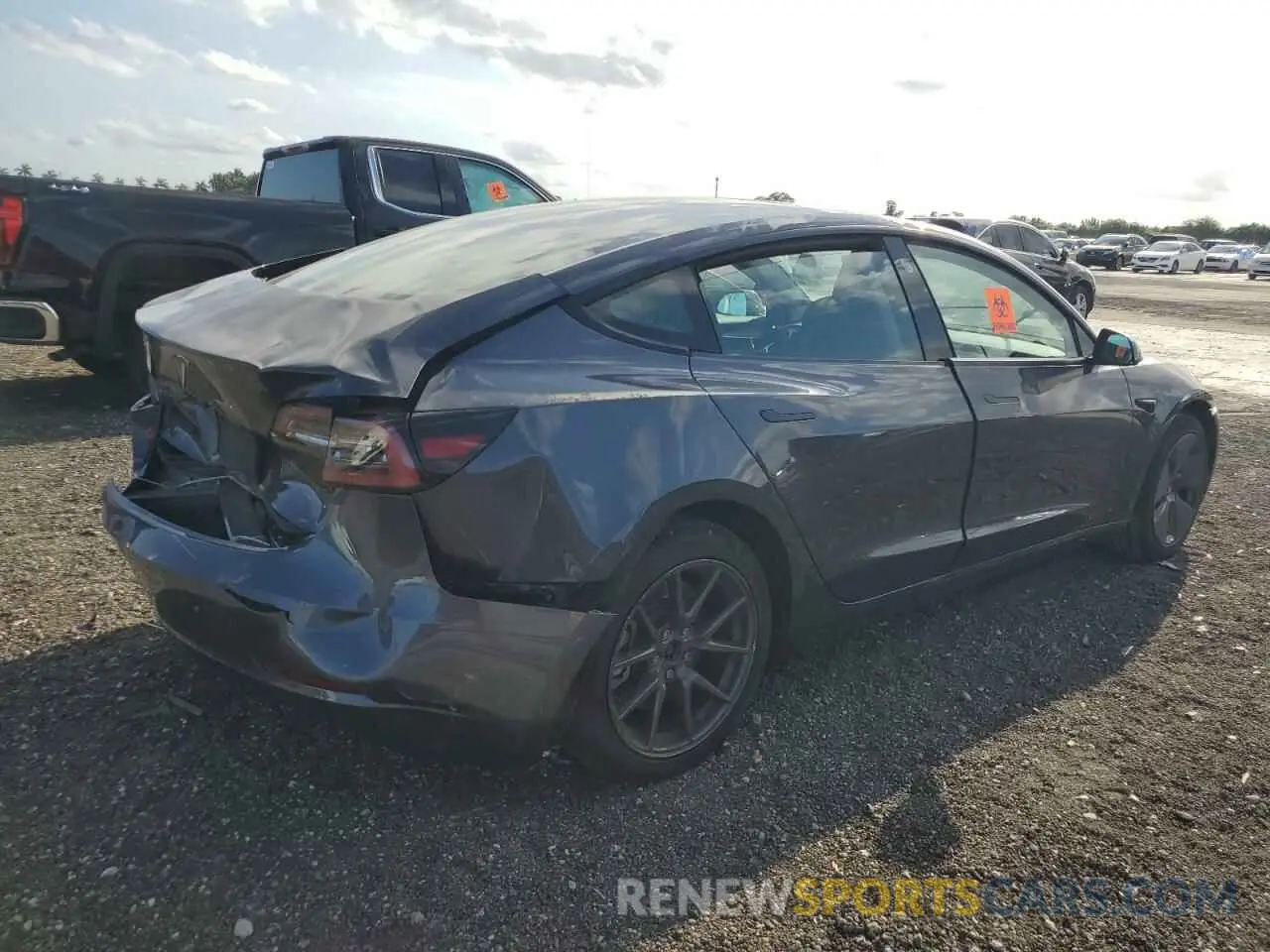 3 fotografías del automóvil dañado 5YJ3E1EA7PF449127 TESLA MODEL 3 2023