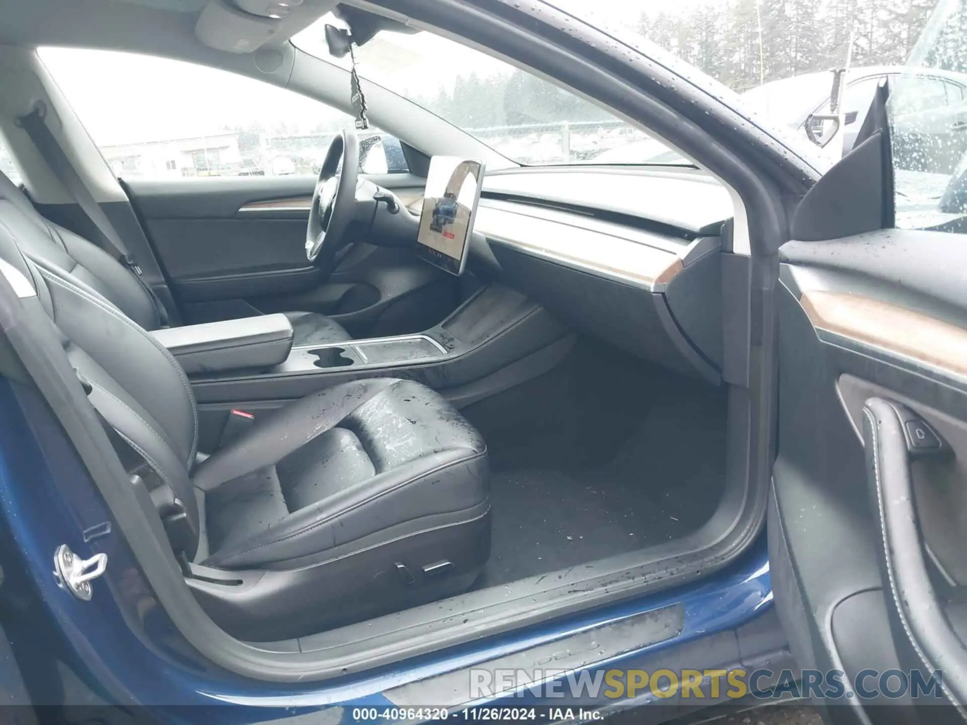 5 fotografías del automóvil dañado 5YJ3E1EA7PF449533 TESLA MODEL 3 2023
