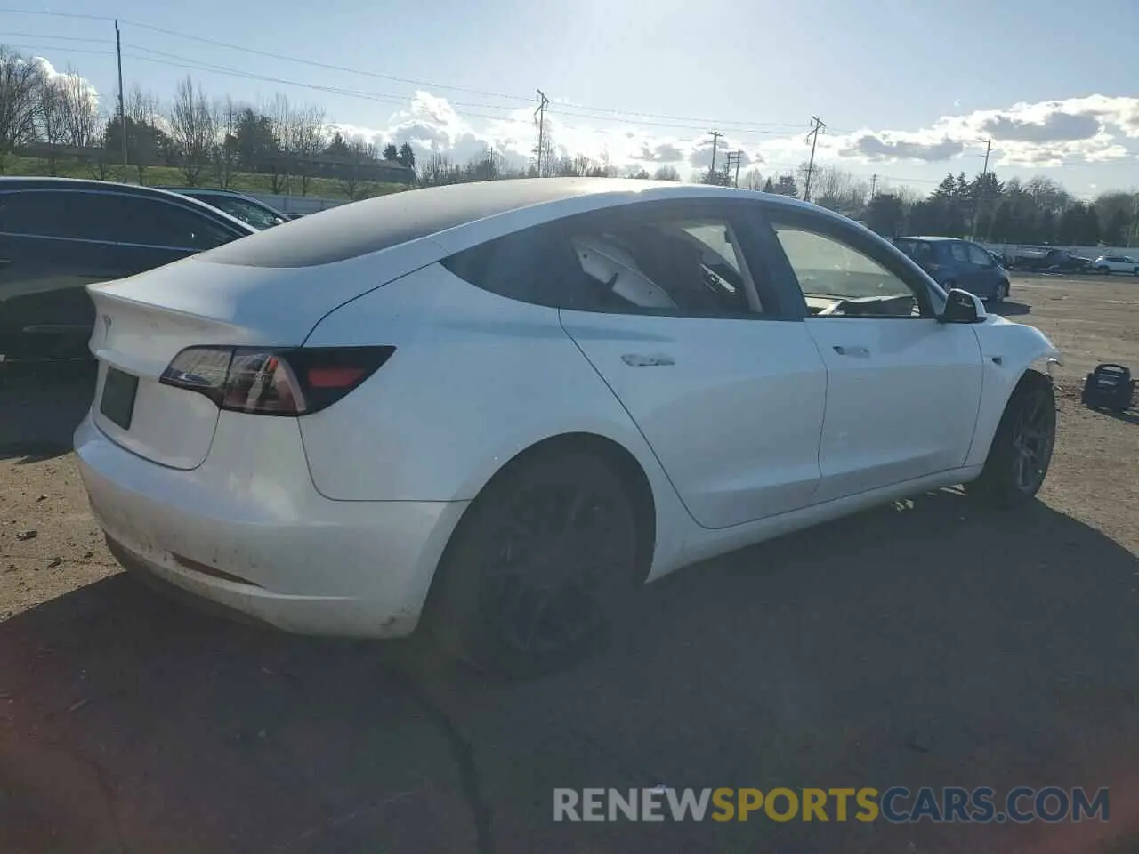 3 fotografías del automóvil dañado 5YJ3E1EA7PF474240 TESLA MODEL 3 2023