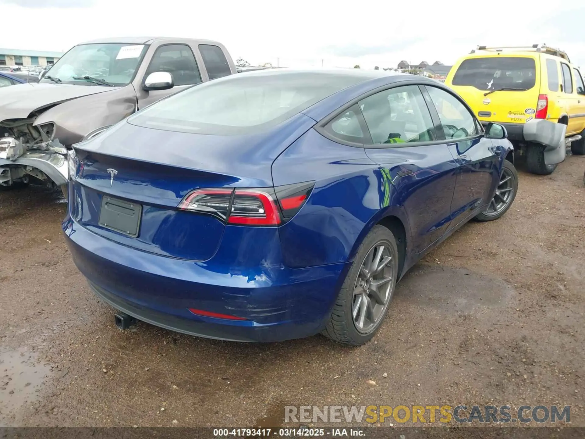 4 fotografías del automóvil dañado 5YJ3E1EA7PF560888 TESLA MODEL 3 2023