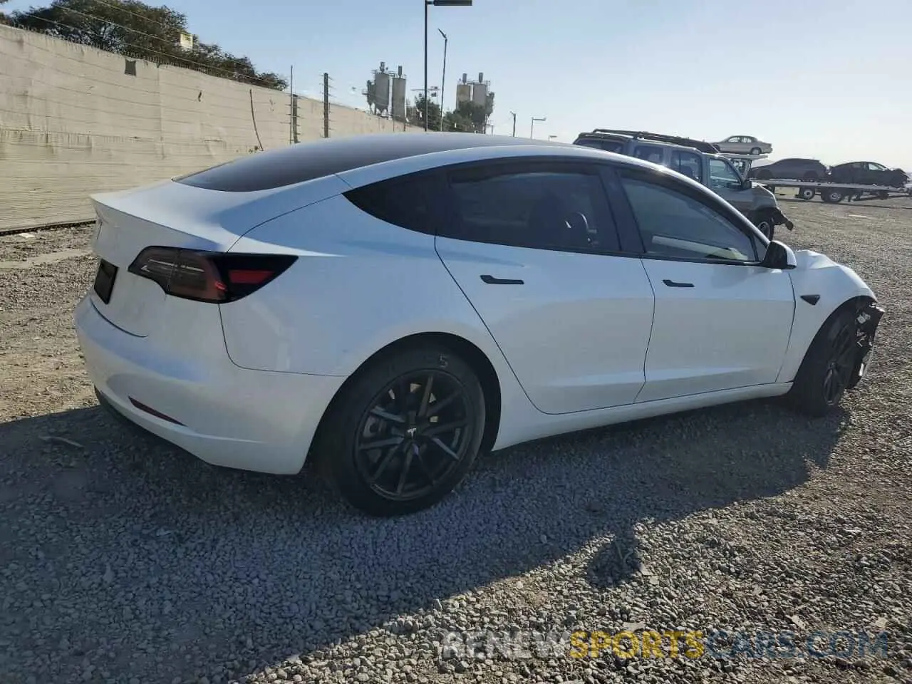3 fotografías del automóvil dañado 5YJ3E1EA7PF563497 TESLA MODEL 3 2023