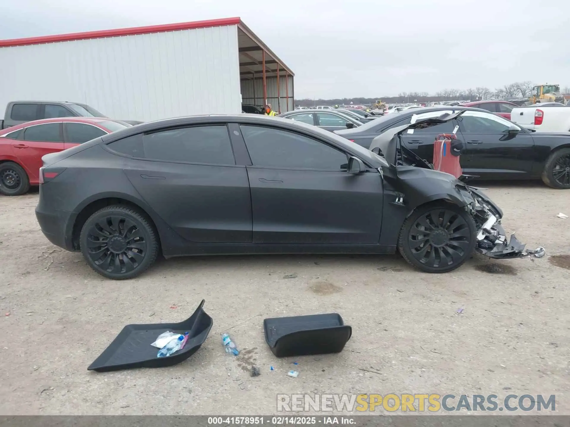 13 fotografías del automóvil dañado 5YJ3E1EA7PF563550 TESLA MODEL 3 2023
