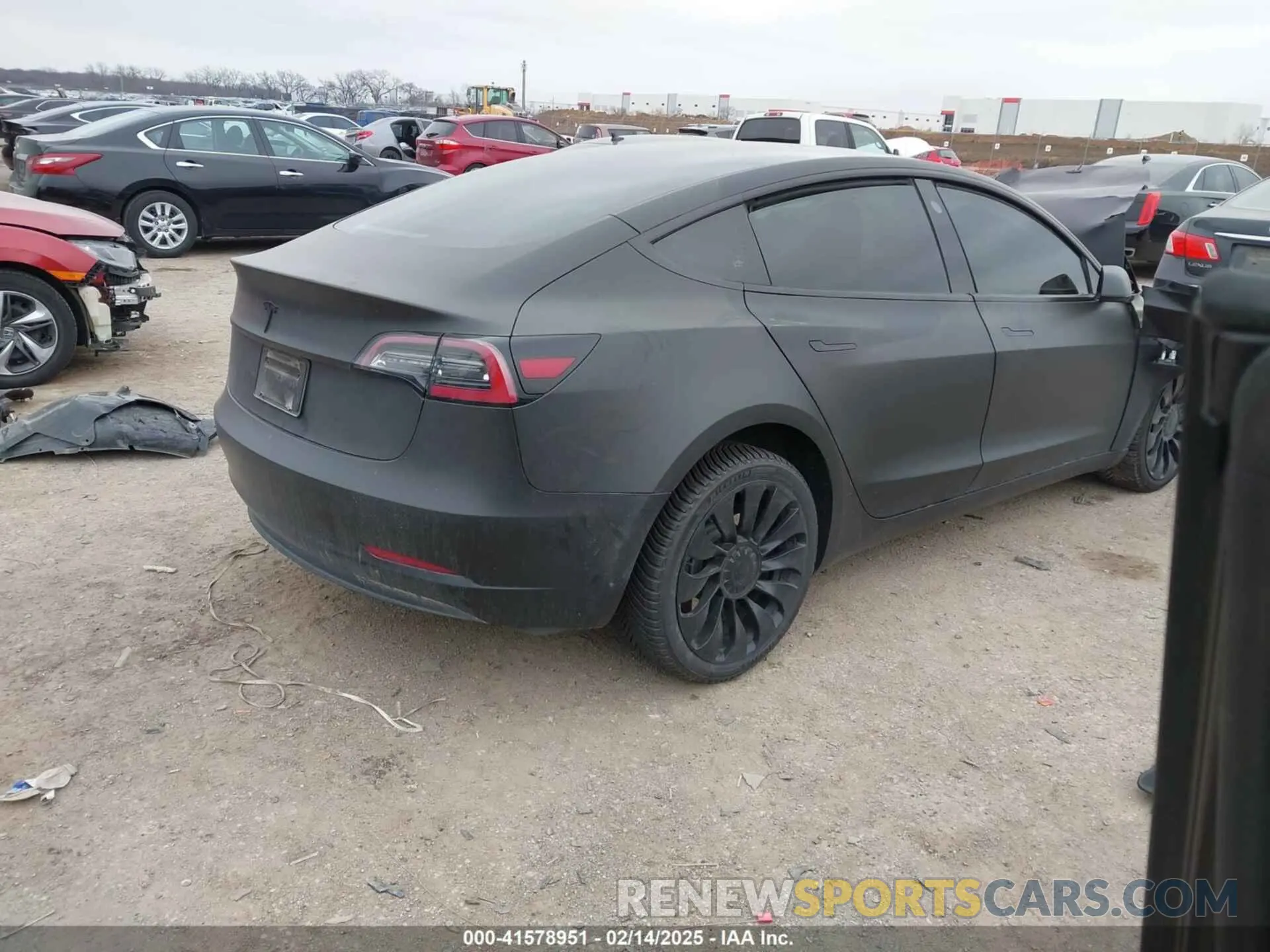 4 fotografías del automóvil dañado 5YJ3E1EA7PF563550 TESLA MODEL 3 2023