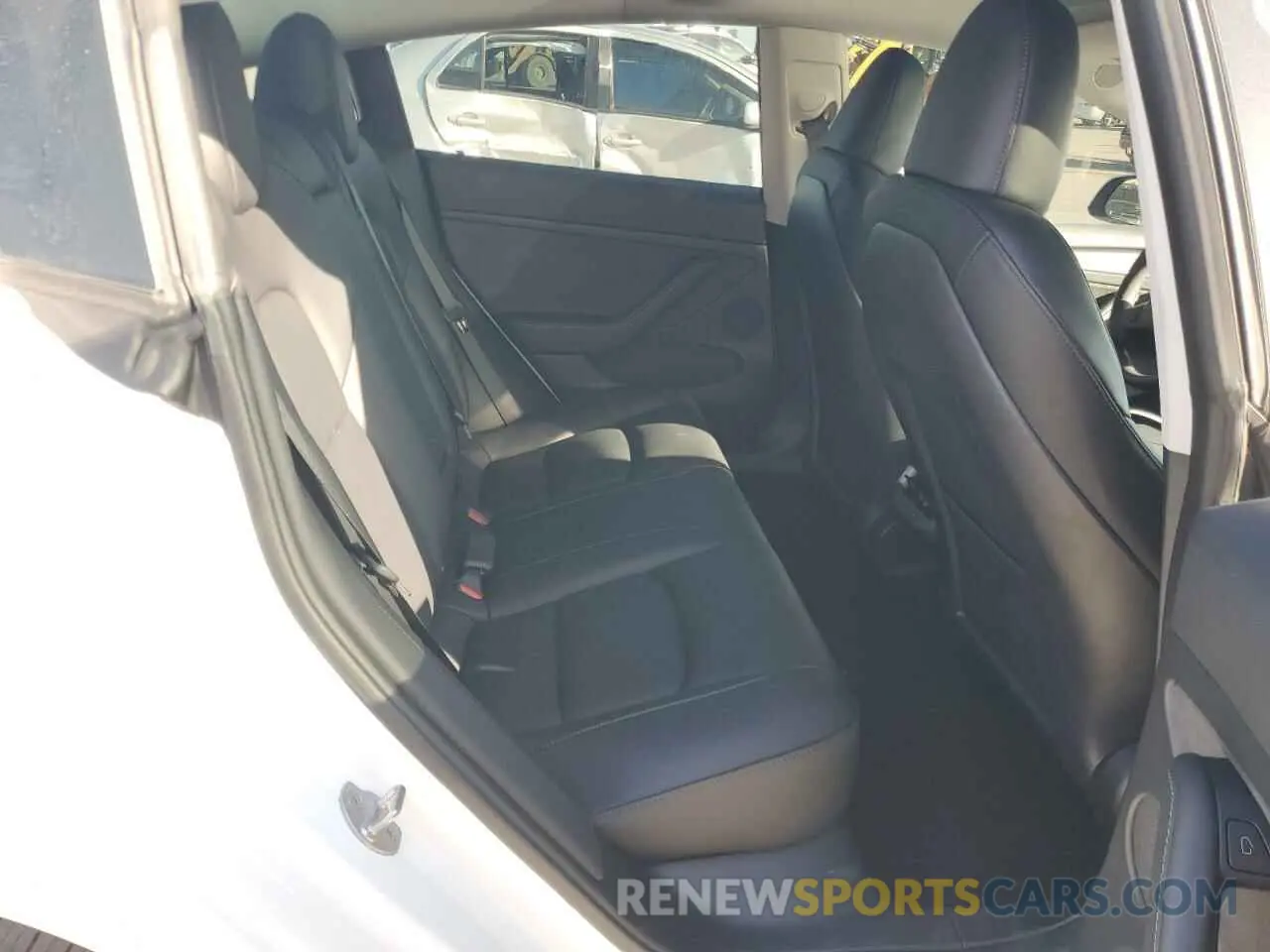 10 fotografías del automóvil dañado 5YJ3E1EA7PF570806 TESLA MODEL 3 2023