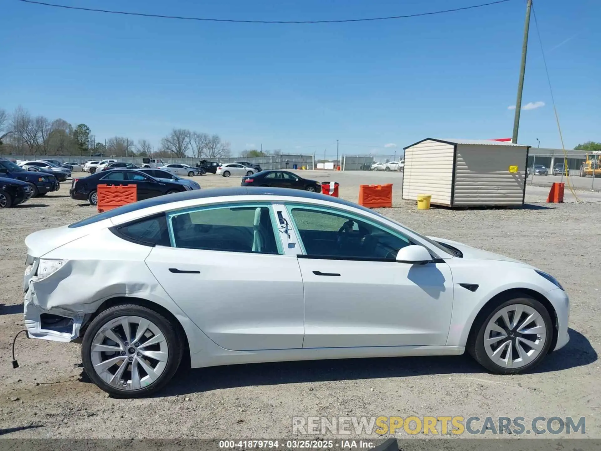 14 fotografías del automóvil dañado 5YJ3E1EA7PF592966 TESLA MODEL 3 2023