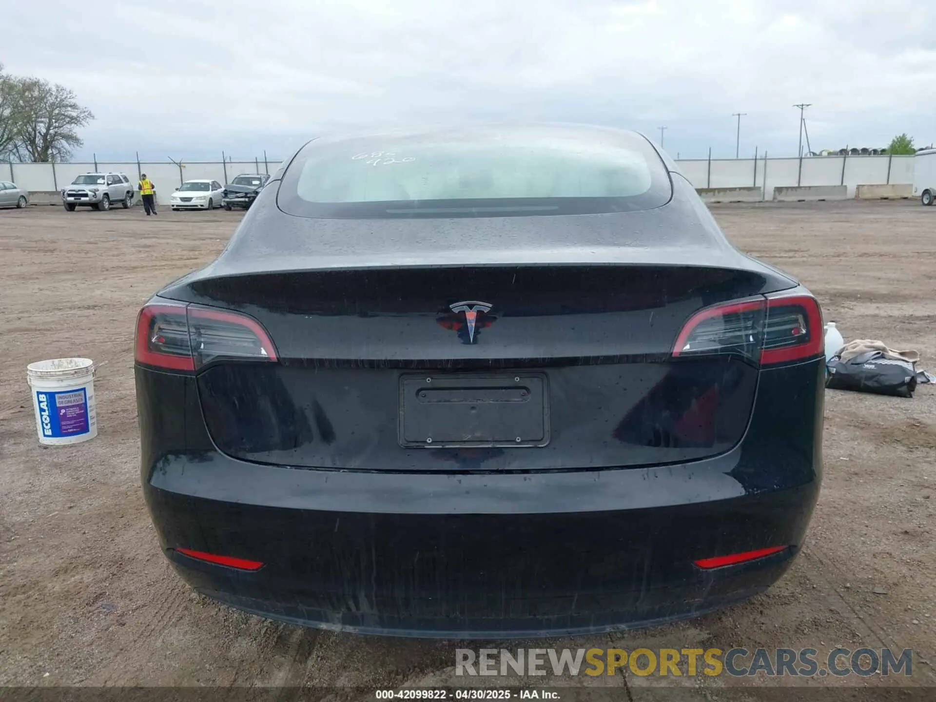 16 fotografías del automóvil dañado 5YJ3E1EA7PF593731 TESLA MODEL 3 2023