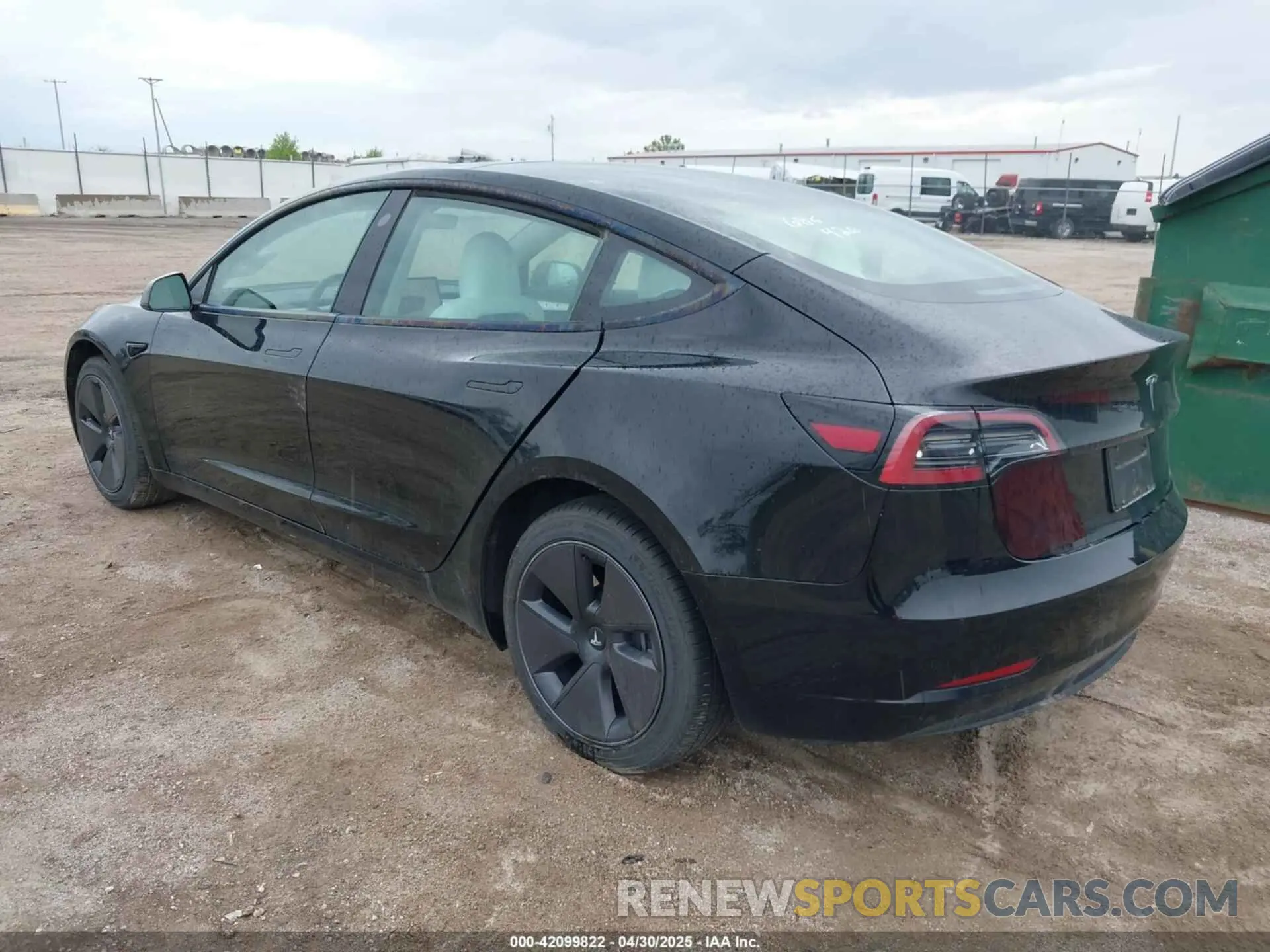 3 fotografías del automóvil dañado 5YJ3E1EA7PF593731 TESLA MODEL 3 2023