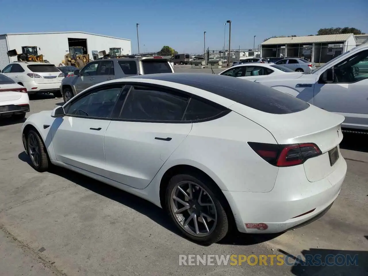 2 fotografías del automóvil dañado 5YJ3E1EA7PF612438 TESLA MODEL 3 2023