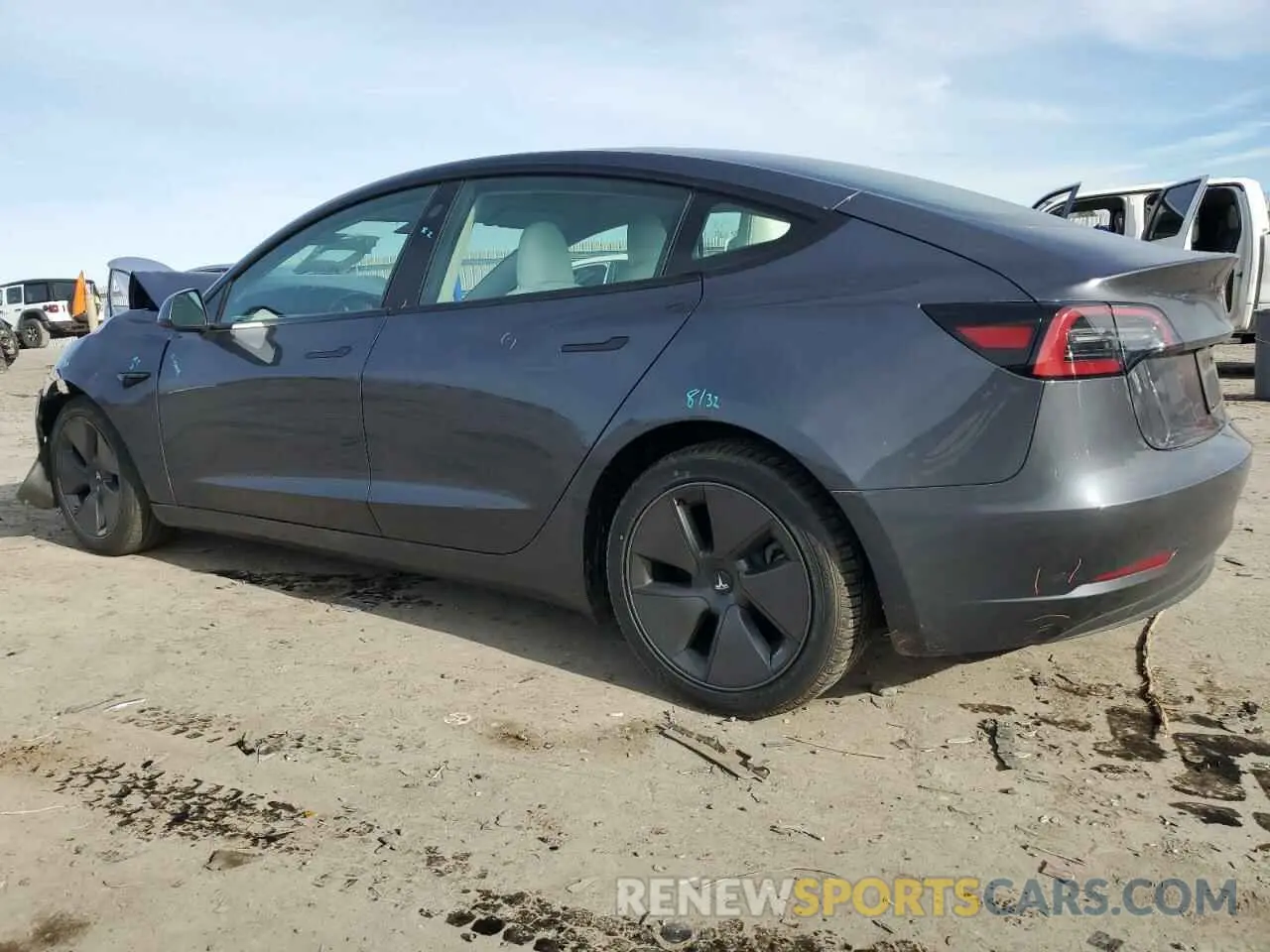 2 fotografías del automóvil dañado 5YJ3E1EA7PF639266 TESLA MODEL 3 2023