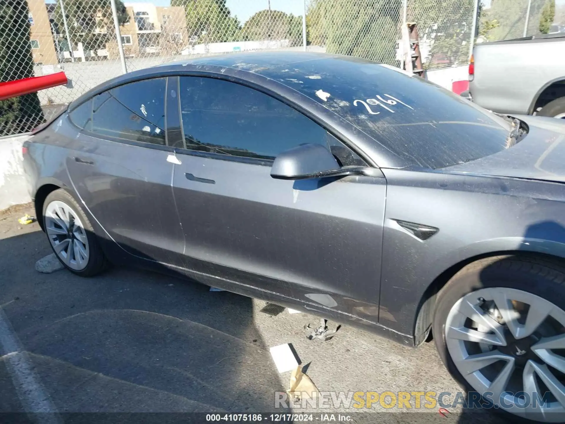 12 fotografías del automóvil dañado 5YJ3E1EA7PF652860 TESLA MODEL 3 2023