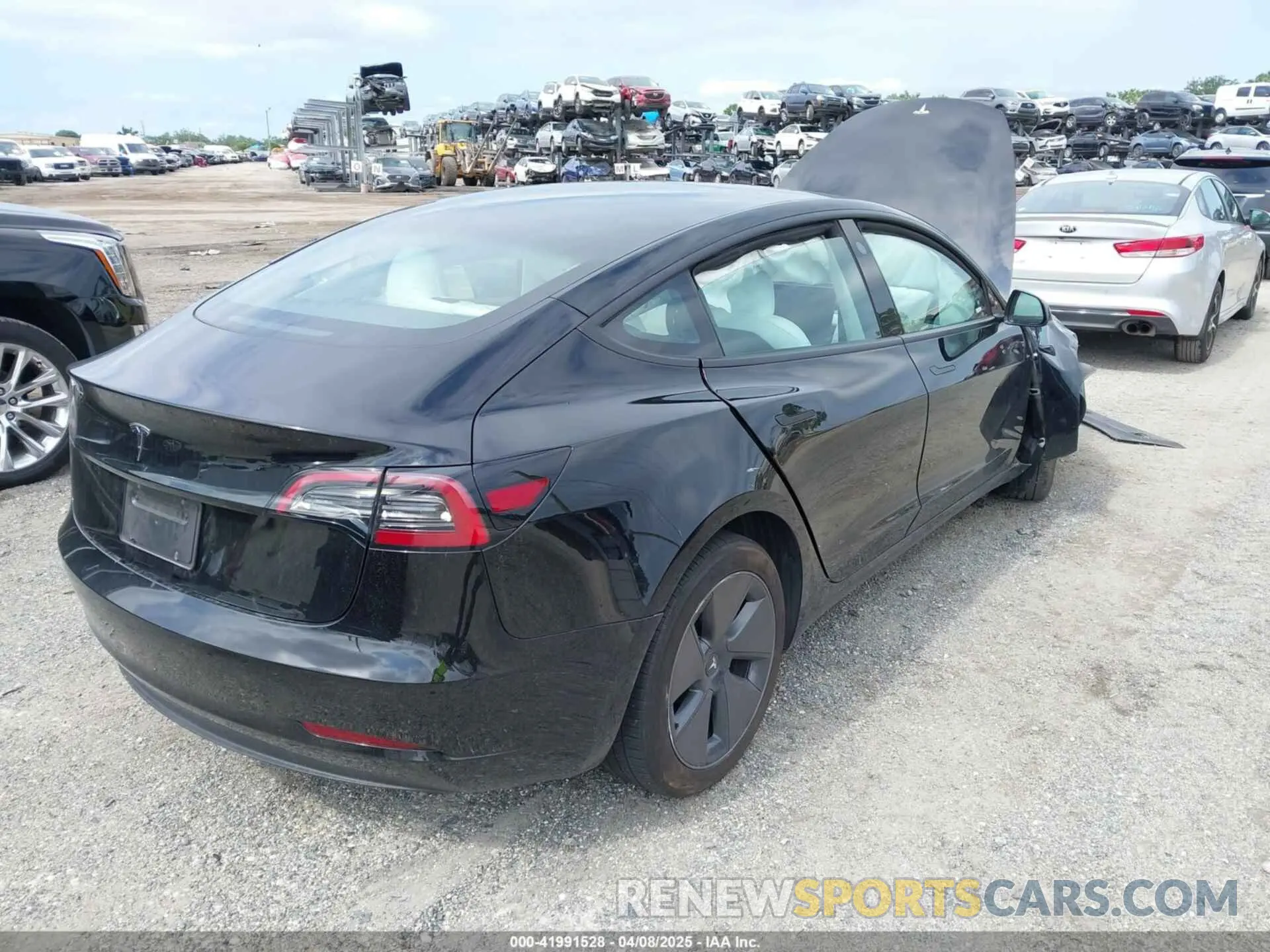 4 fotografías del automóvil dañado 5YJ3E1EA7PF654298 TESLA MODEL 3 2023