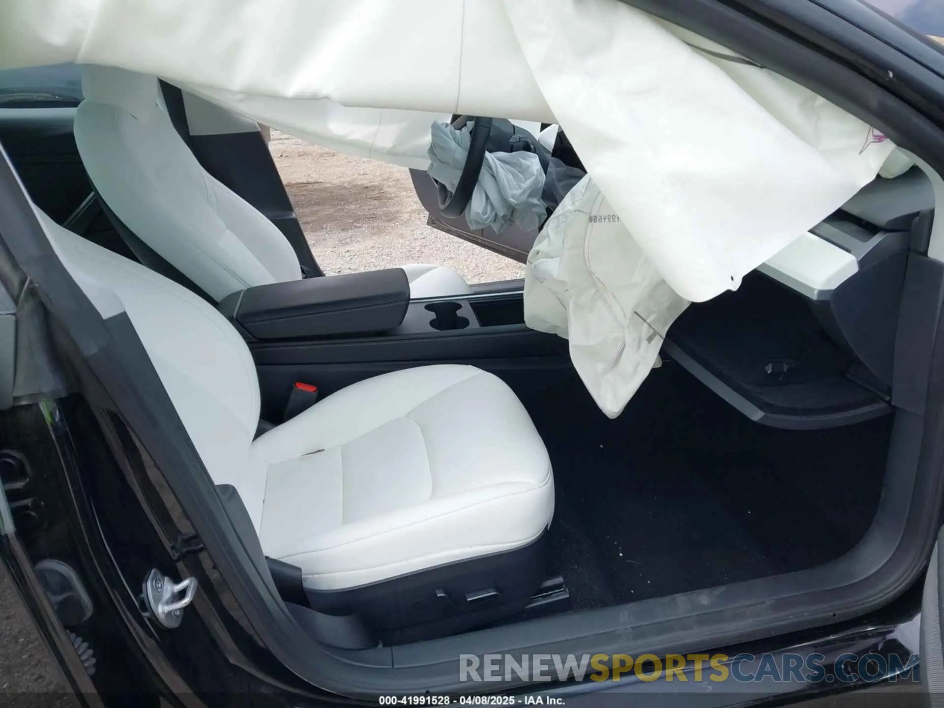 5 fotografías del automóvil dañado 5YJ3E1EA7PF654298 TESLA MODEL 3 2023