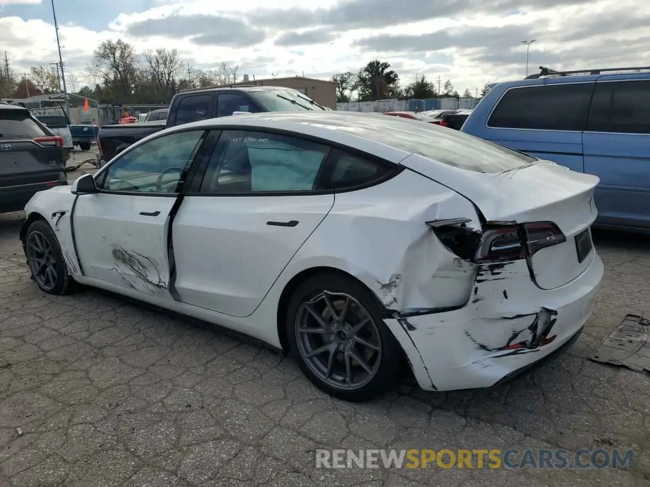 2 fotografías del automóvil dañado 5YJ3E1EA7PF655824 TESLA MODEL 3 2023