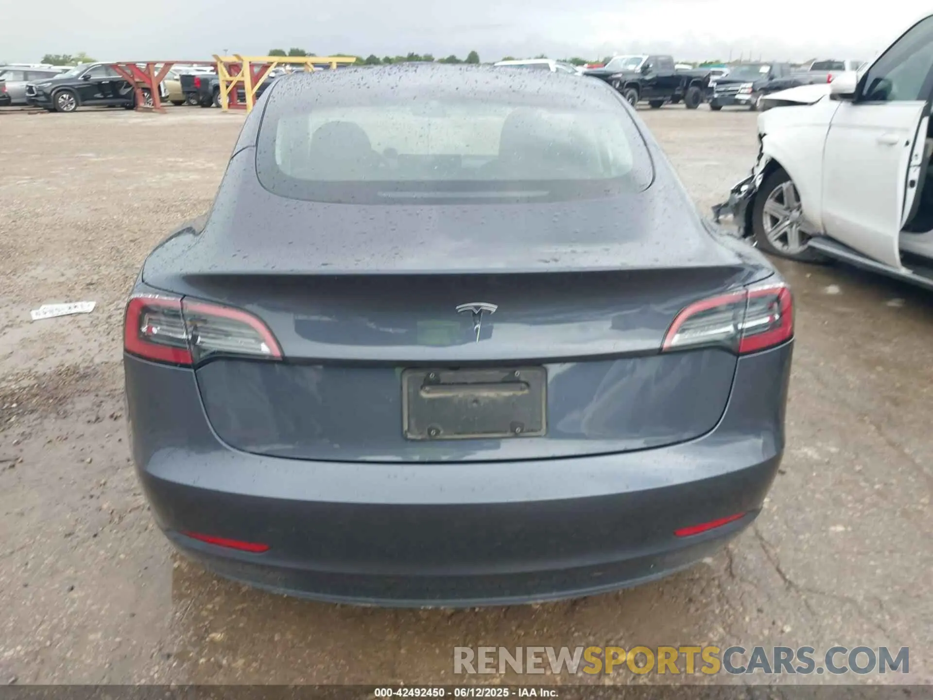 15 fotografías del automóvil dañado 5YJ3E1EA7PF701264 TESLA MODEL 3 2023