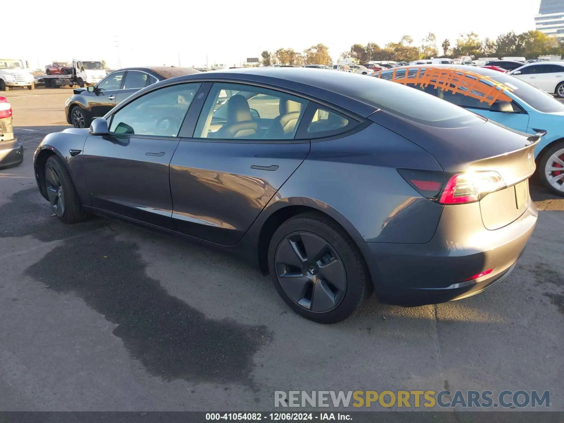 3 fotografías del automóvil dañado 5YJ3E1EA7PF714998 TESLA MODEL 3 2023