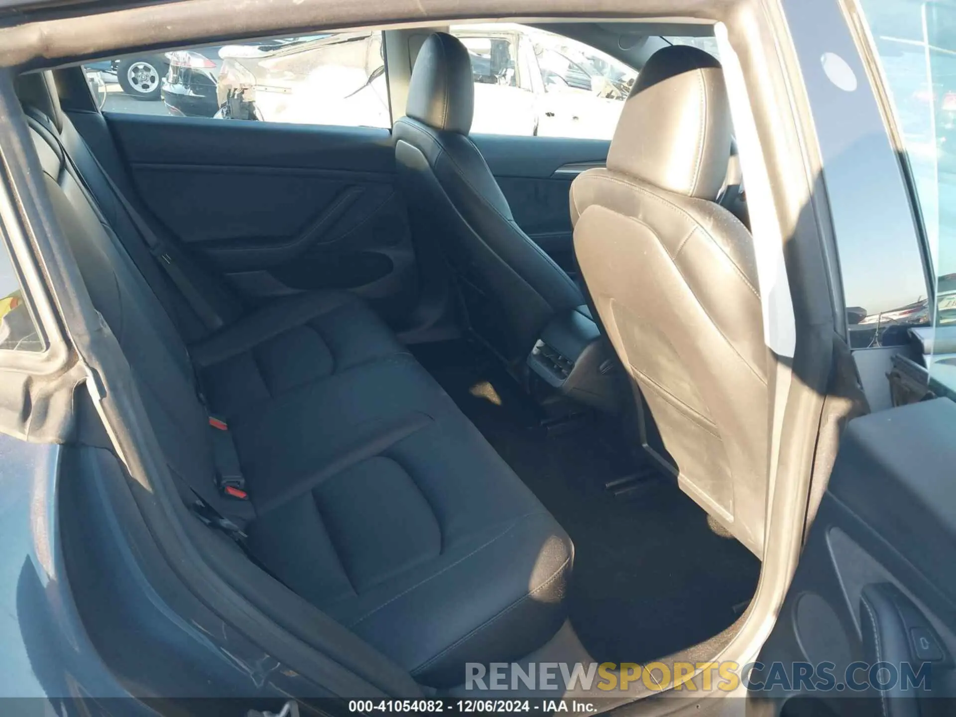 8 fotografías del automóvil dañado 5YJ3E1EA7PF714998 TESLA MODEL 3 2023