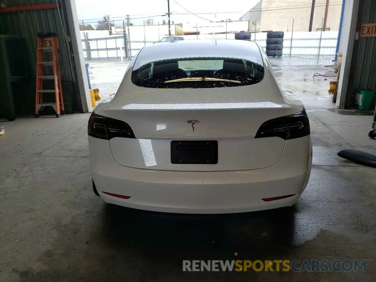 6 fotografías del automóvil dañado 5YJ3E1EA8PF385664 TESLA MODEL 3 2023