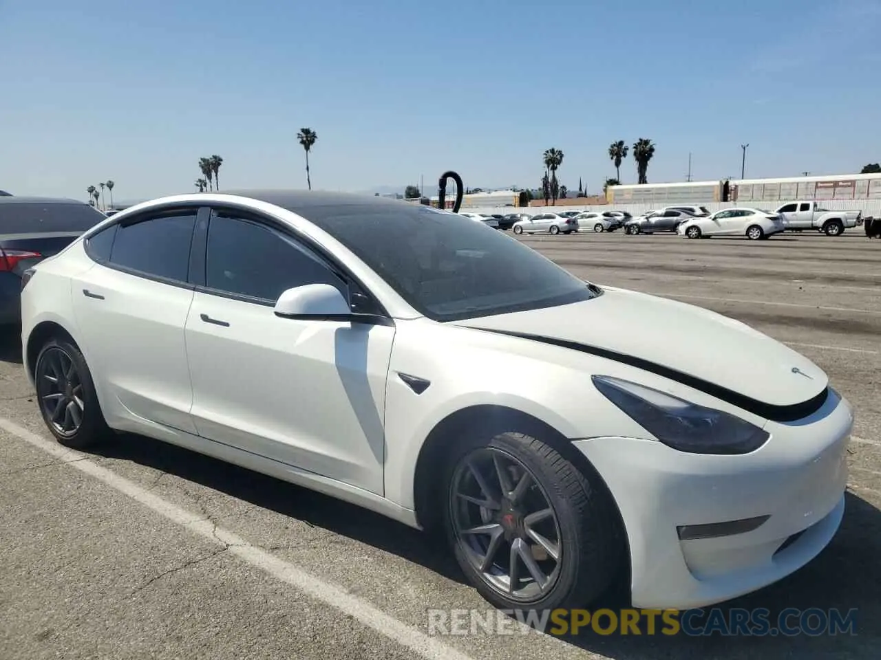 4 fotografías del automóvil dañado 5YJ3E1EA8PF394705 TESLA MODEL 3 2023