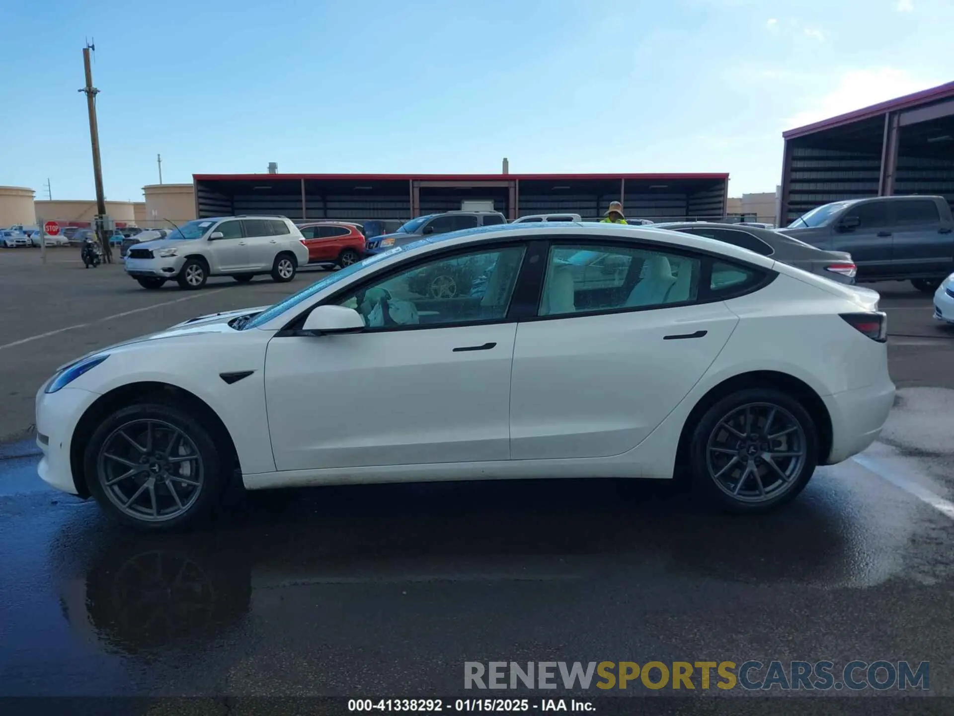 14 fotografías del automóvil dañado 5YJ3E1EA8PF395109 TESLA MODEL 3 2023