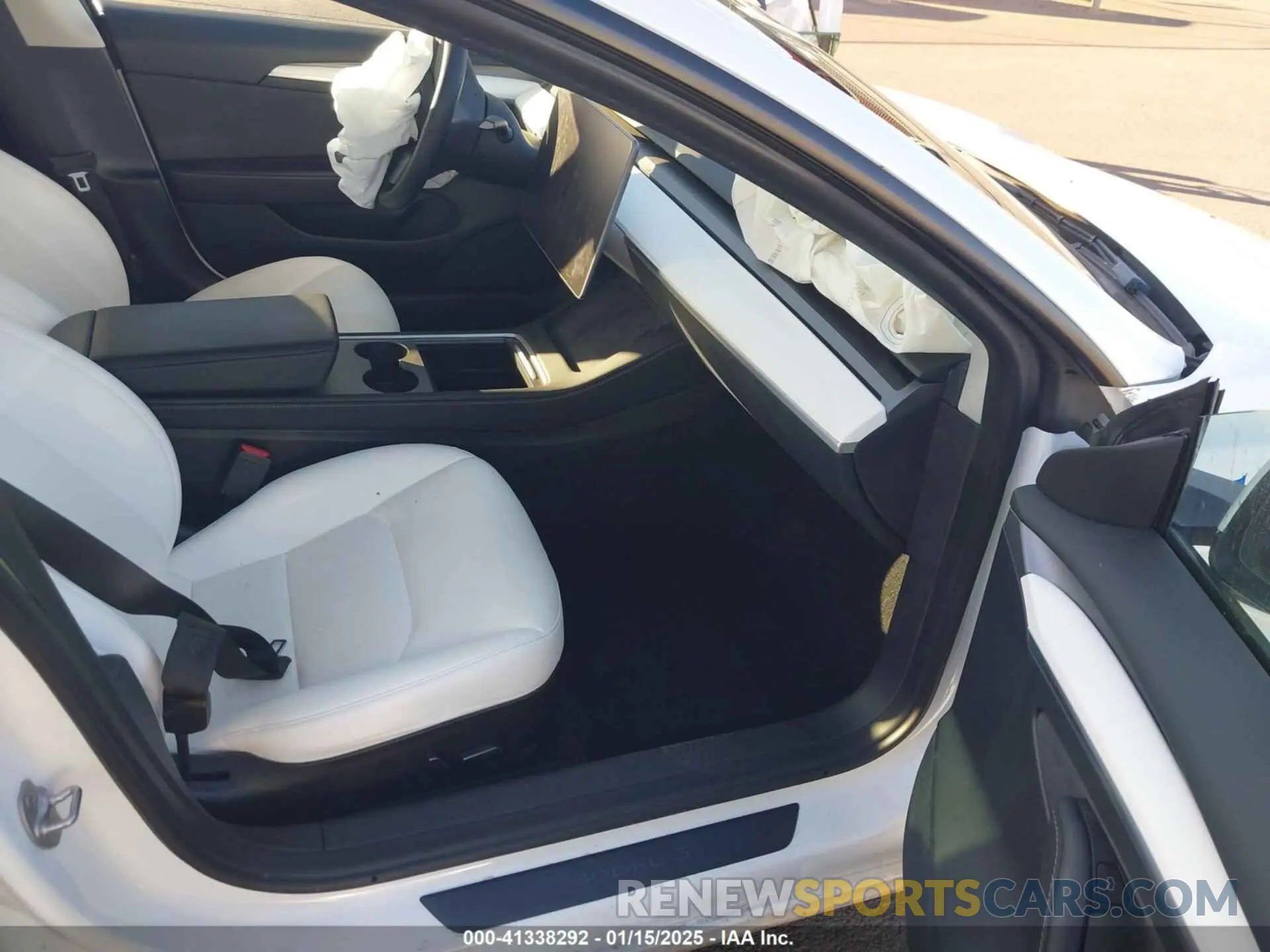5 fotografías del automóvil dañado 5YJ3E1EA8PF395109 TESLA MODEL 3 2023