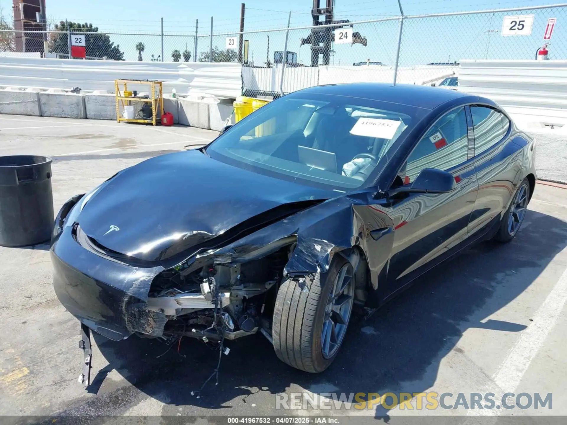 2 fotografías del automóvil dañado 5YJ3E1EA8PF403113 TESLA MODEL 3 2023