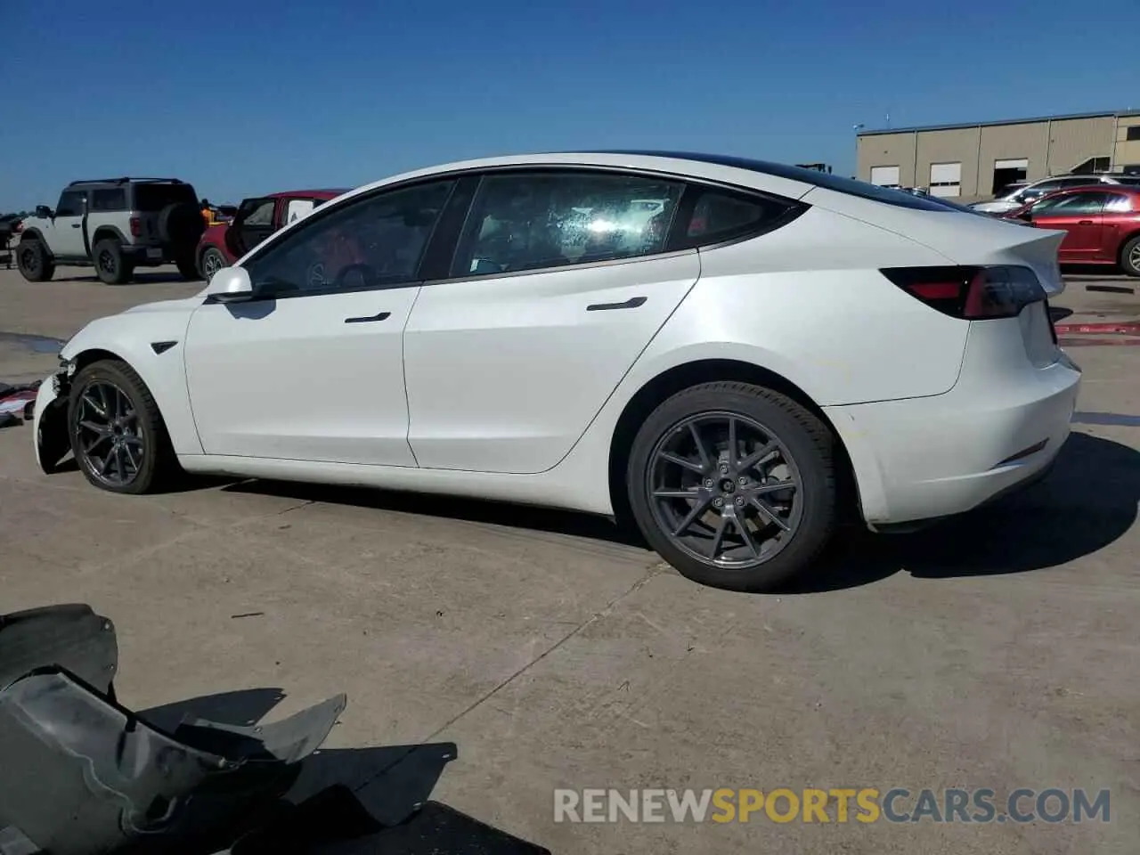 2 fotografías del automóvil dañado 5YJ3E1EA8PF418579 TESLA MODEL 3 2023