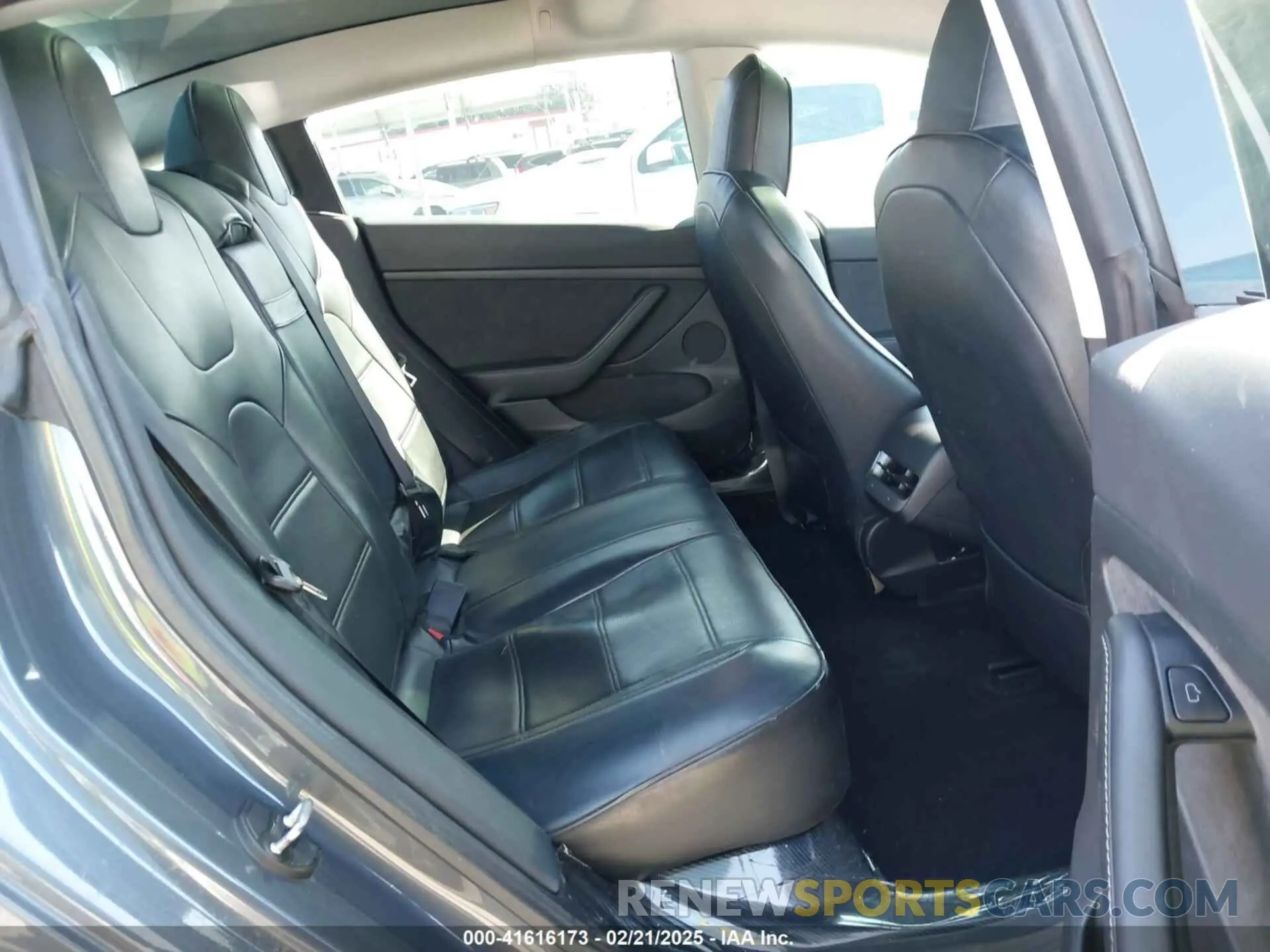 8 fotografías del automóvil dañado 5YJ3E1EA8PF431977 TESLA MODEL 3 2023
