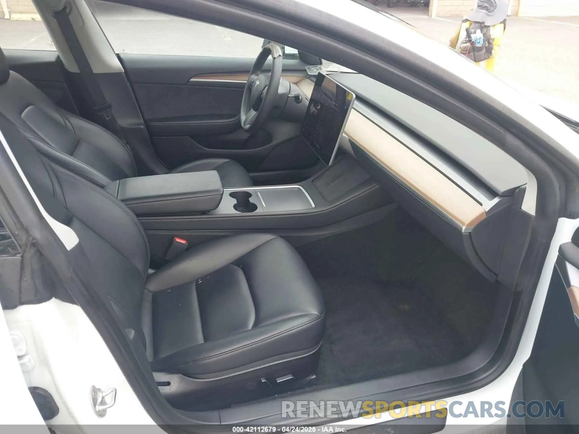 5 fotografías del automóvil dañado 5YJ3E1EA8PF437584 TESLA MODEL 3 2023